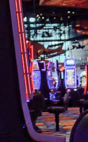 Antarmuka menu utama SA Gaming di aplikasi donototo dengan kategori permainan slot dan live dealer